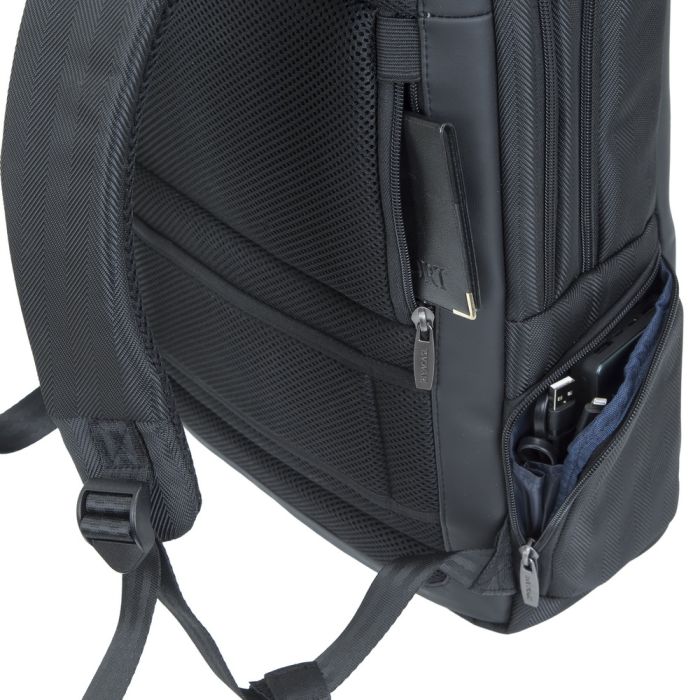 RivaCase črn nahrbtnik za prenosnik 15.6 8165 black - slika 4